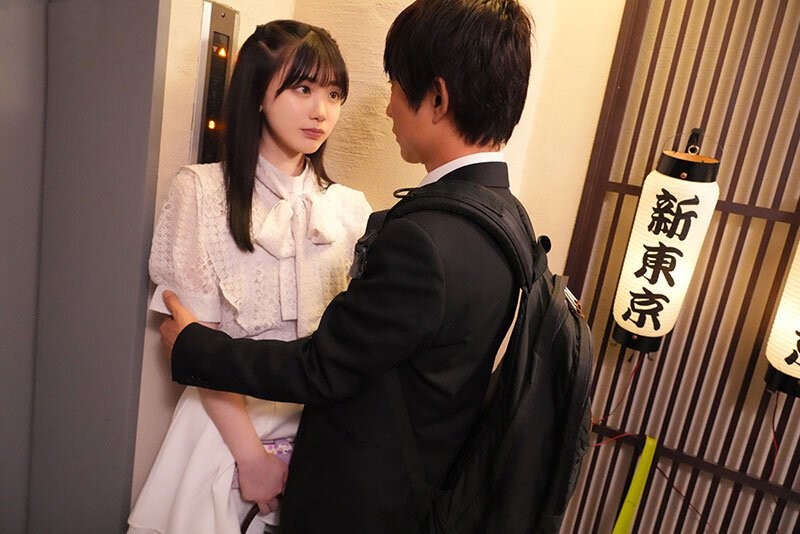 Ôn lại kỷ niệm sung sướng cùng tình cũ trong buổi họp lớp